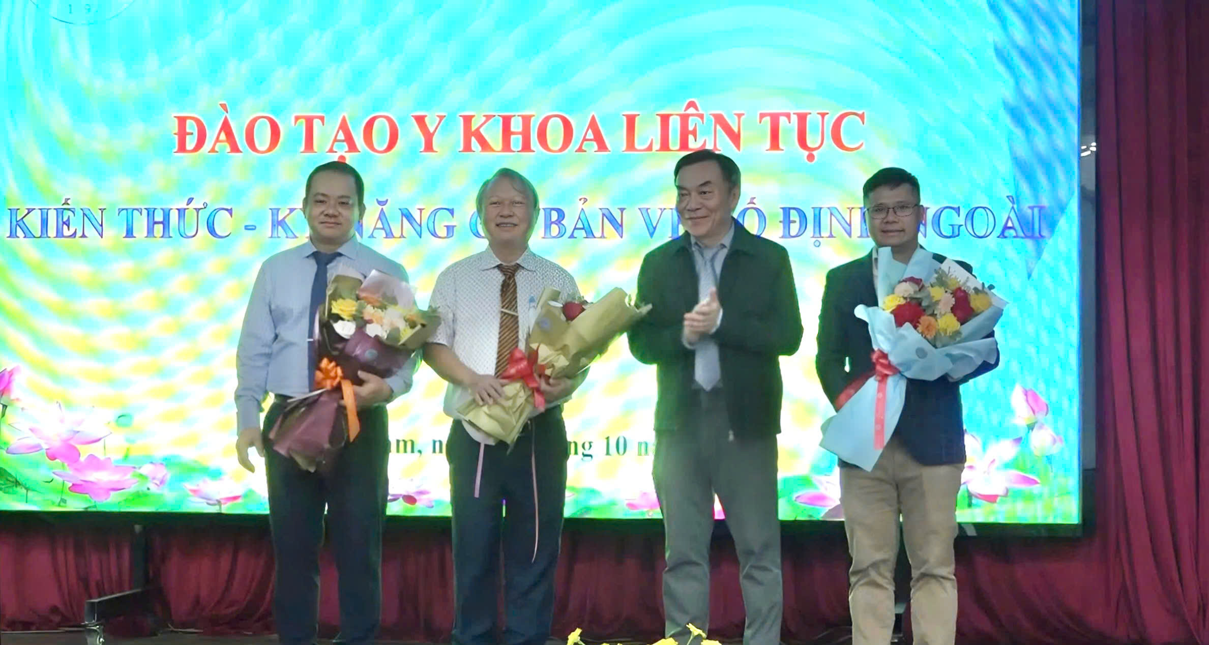 Các chuyên gia tham dự Hội thảo tại Bệnh viện Đa khoa Quảng Nam